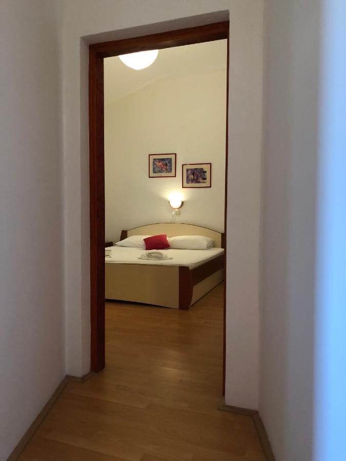 Apartmani Anamar Supetarska Draga Bagian luar foto