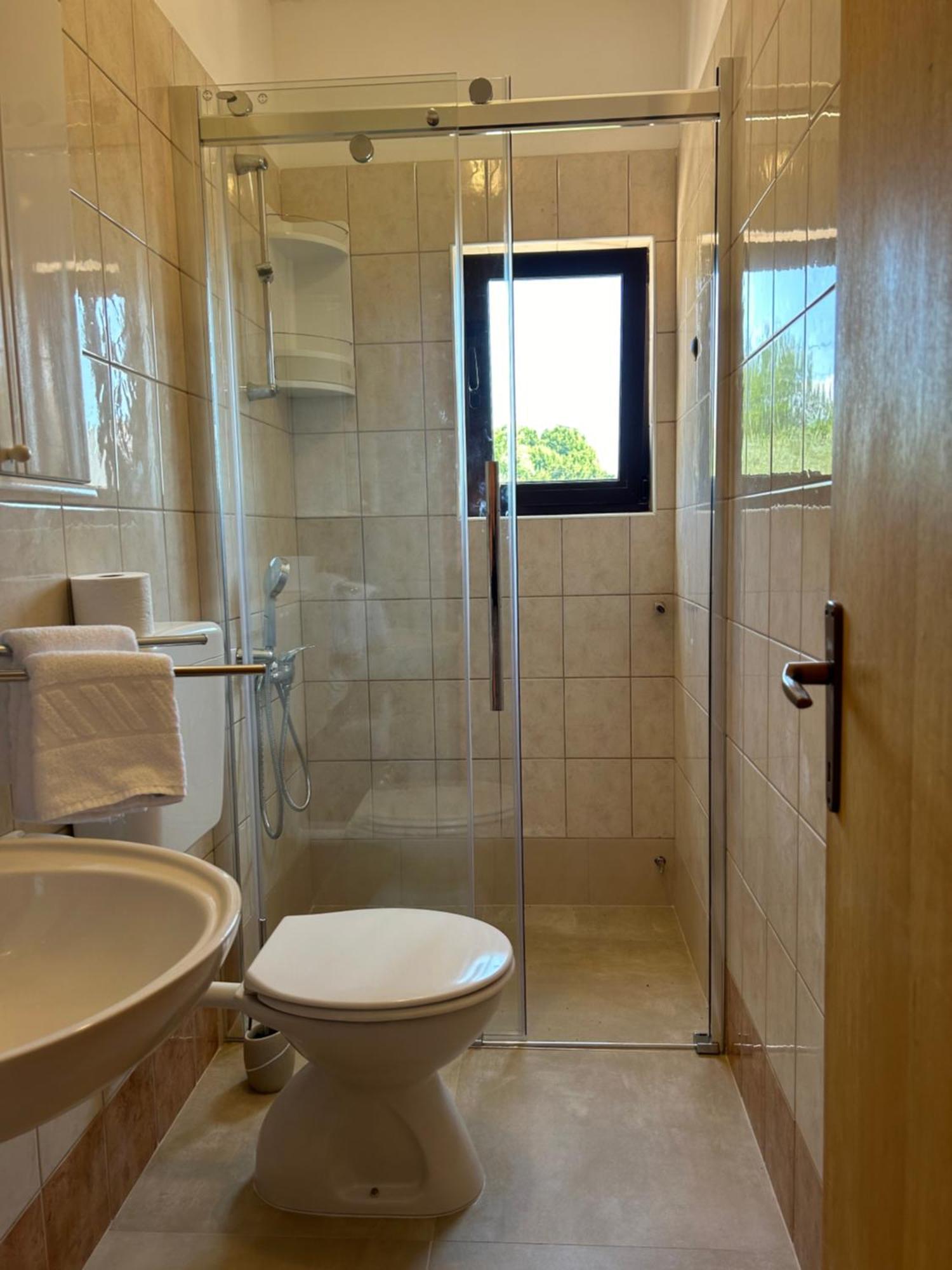 Apartmani Anamar Supetarska Draga Bagian luar foto